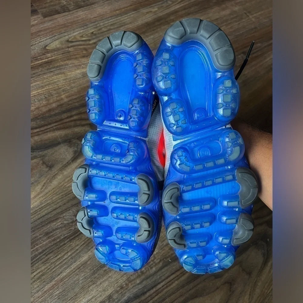 NIKE AIR VAPORMAX GS SIZE 8 Black/blue AQ2465-016 - Picture 11 of 11